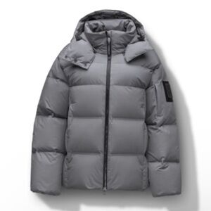 NEW🩶Nobis Una Women's Performance Puffer size Large